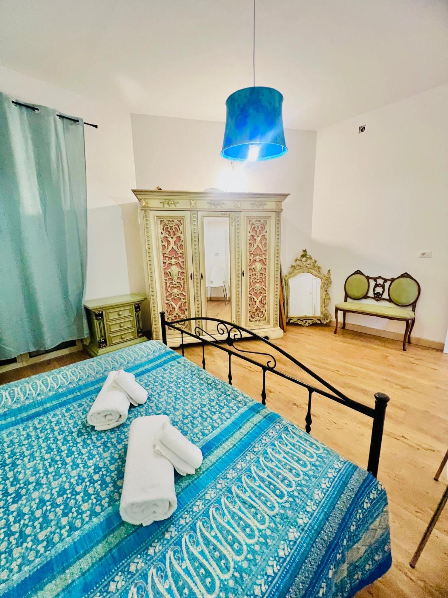 Апартаменти Cohen Smart House Таорміна Номер фото